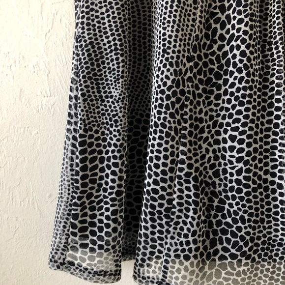 RAFAELLA Womens Semi Sheer Lined Semi Loose Sleeveless Top Size Medium - Picture 4 of 9